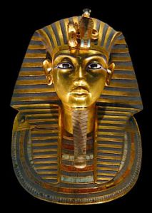 maschera mortuaria in oro massiccio di Tutankhamon